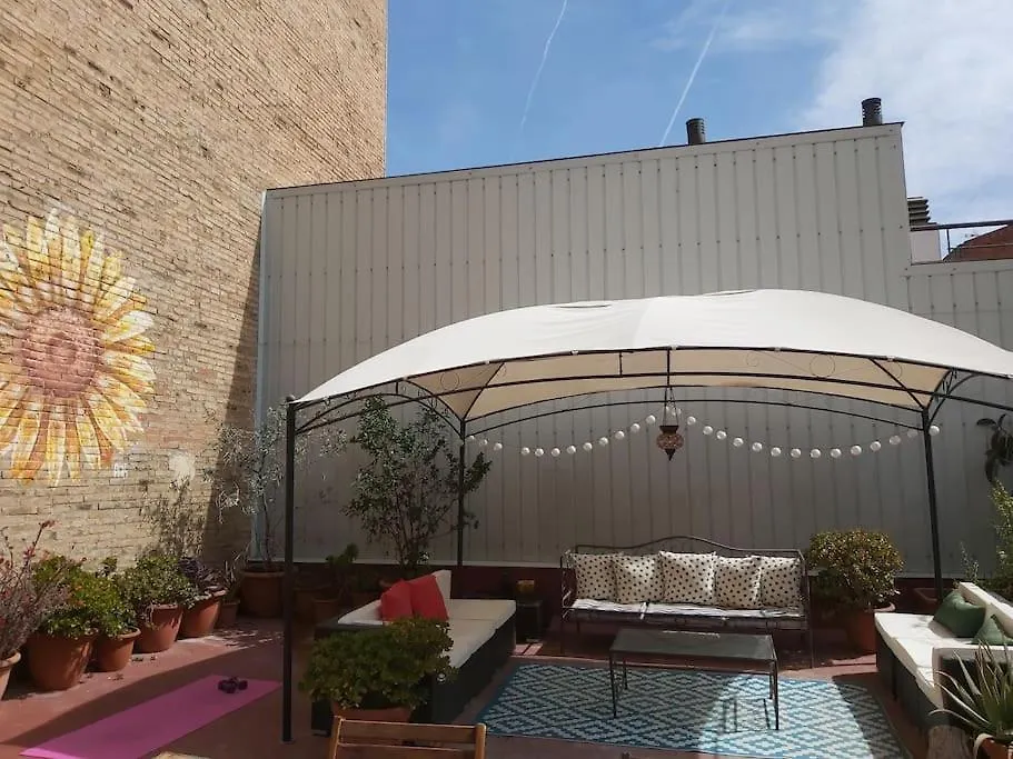 Small Room In Sants With Huge Terrace Barcelona 0*,