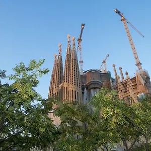 https://gaudi-apartment.topbarcelonahotels.com